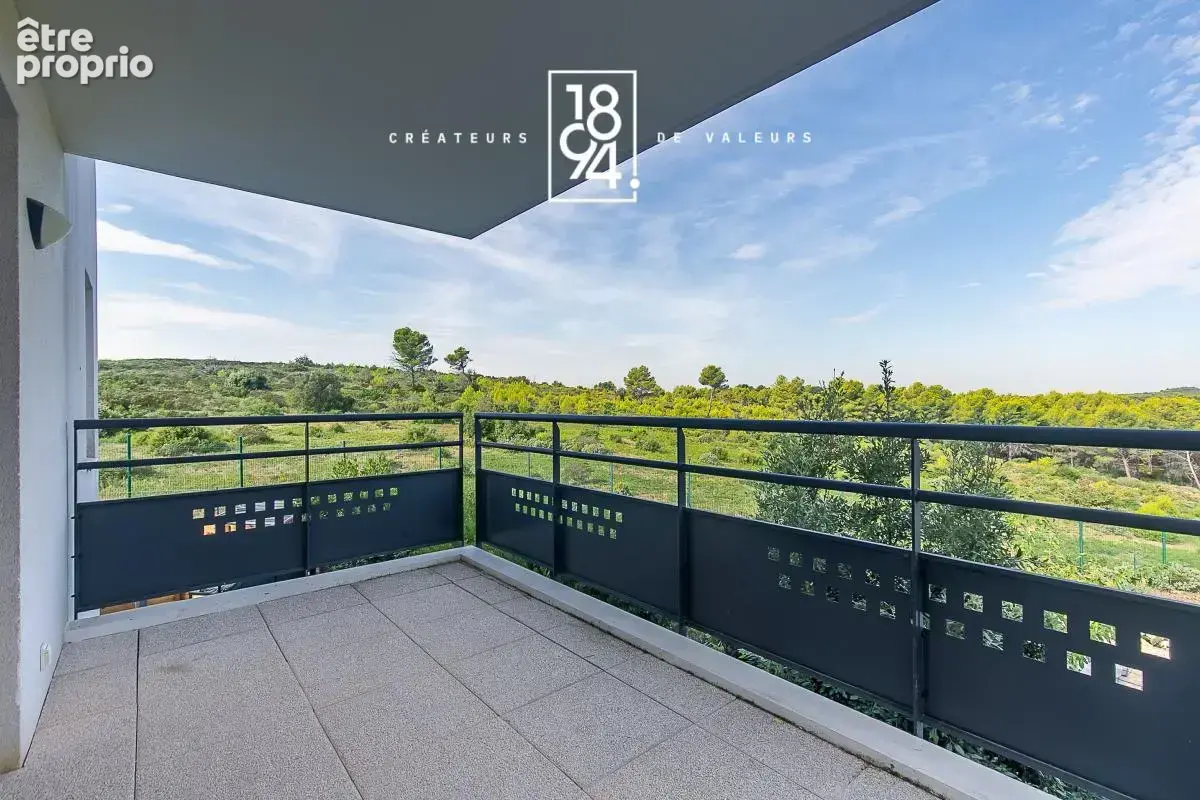 T2 avec terrasse et stationnement - photo 4
