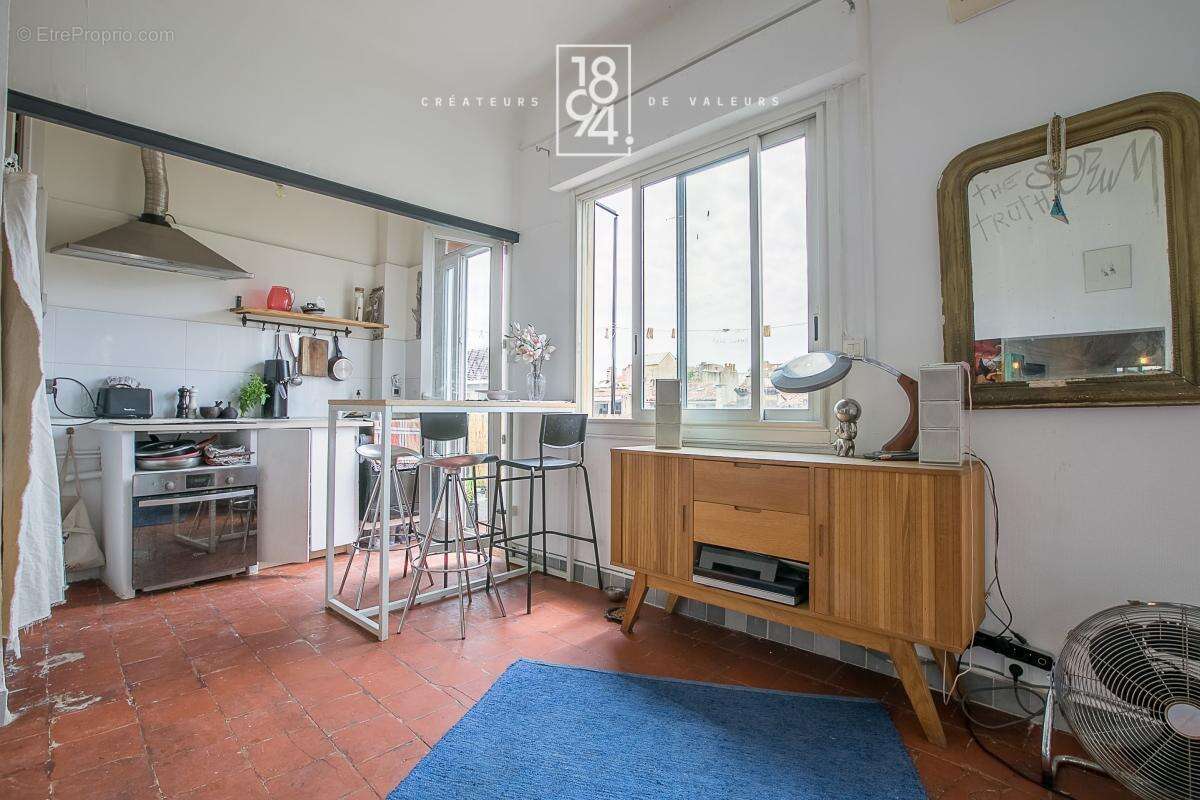 Appartement T2/3 à vendre Marseille 6ème (13006) I 50 m2 I Vue Notre Dame I Cours Pierre Puget - photo 5