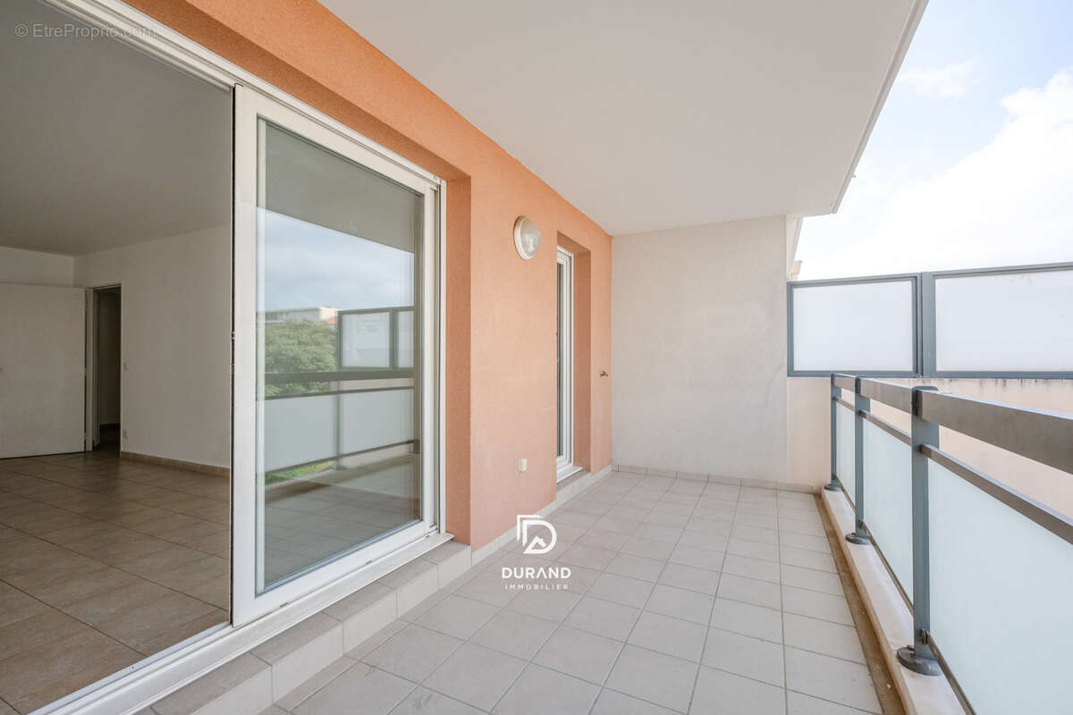 Appartement - terrasses - parking -  chutes-lavie 13004 marseille - photo 4