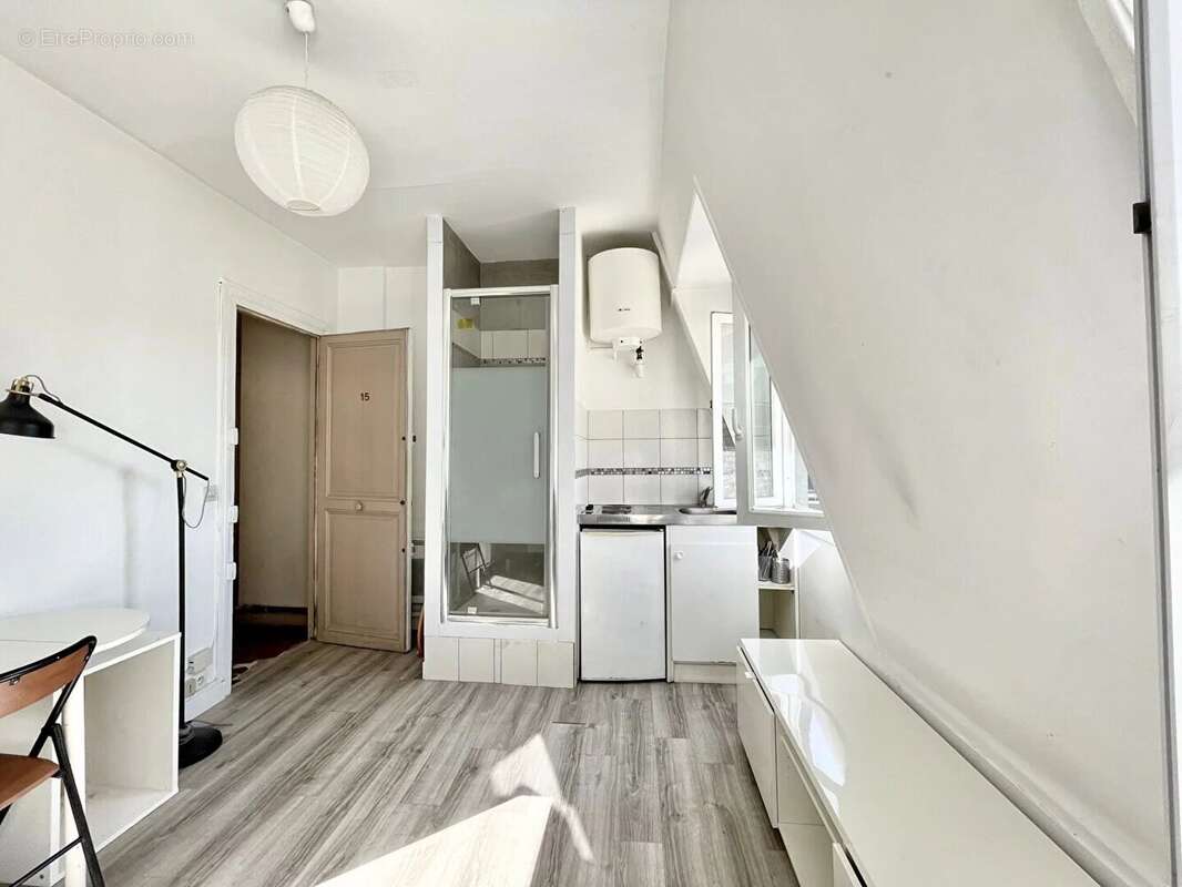 Appartement à PARIS-8E
