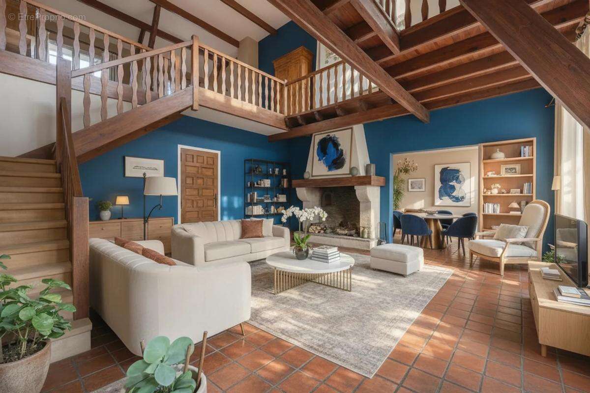 Maison 210 m² - 4 chambres  - Dépendance - Parcelle 1 300 m² - photo 4