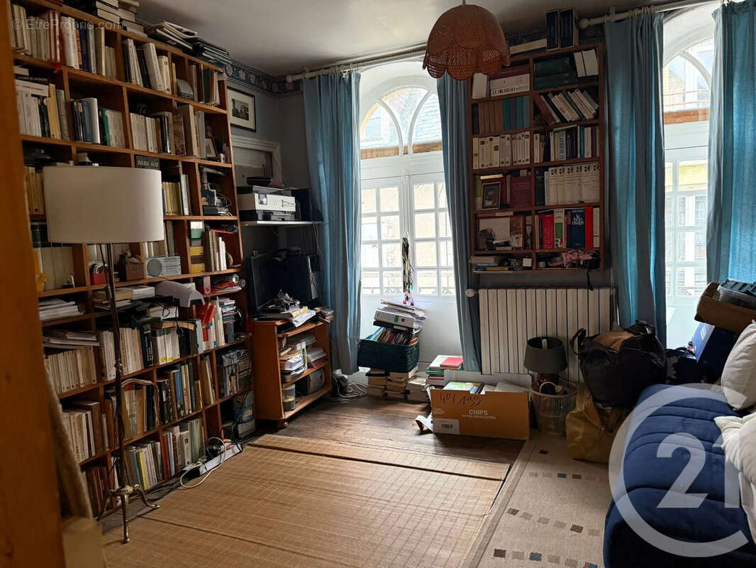 Maison à COSNE-COURS-SUR-LOIRE