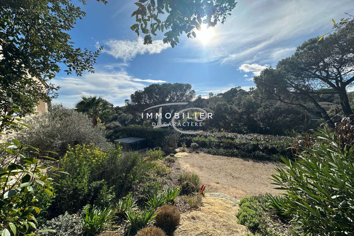 Maison à LA CROIX-VALMER