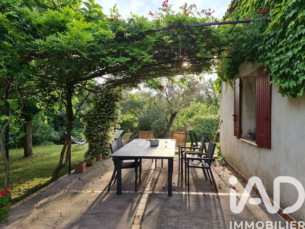 Photo 2 - Maison à SAINT-MAMERT-DU-GARD