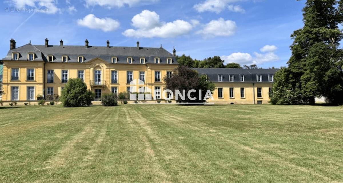 Appartement à GARGENVILLE