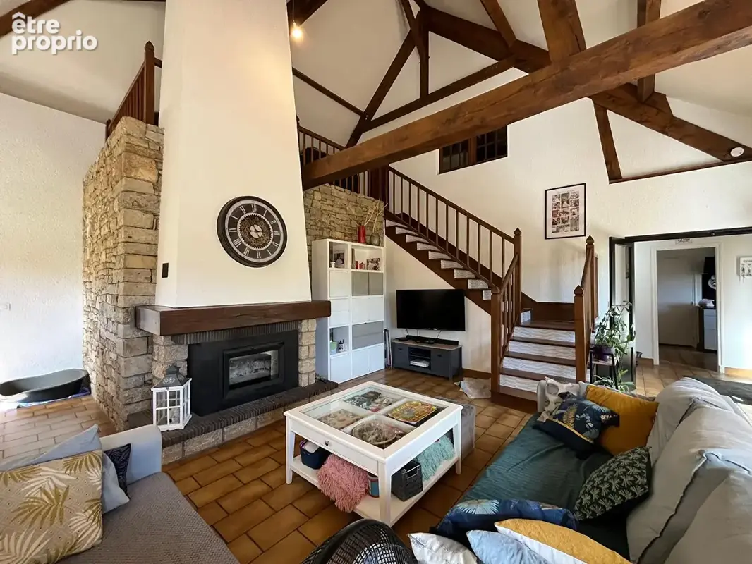 Vayrac ? Maison individuelle de 155 m² avec terrain clos de plus de 800 m² - photo 2