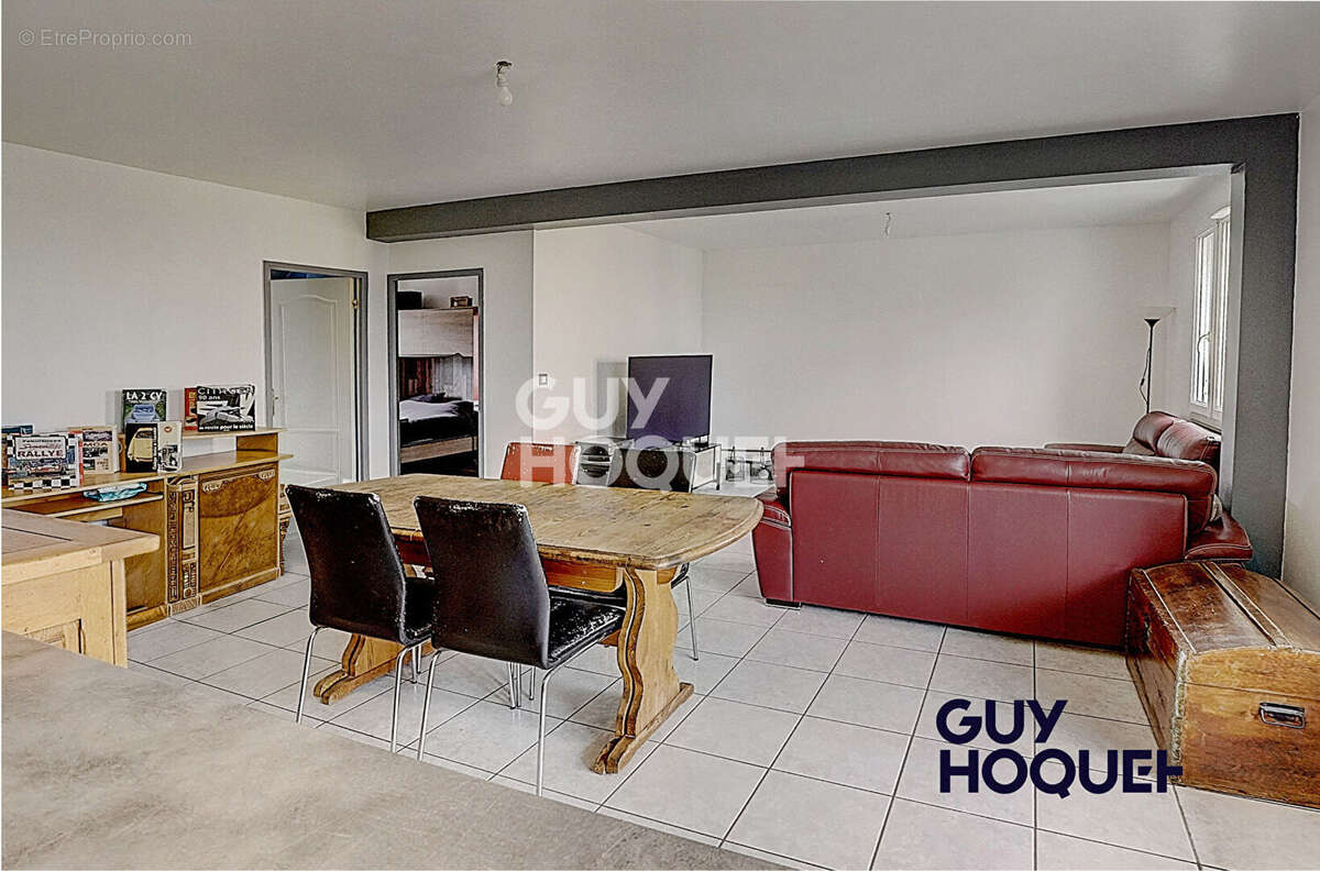 Appartement à SAINTE-FOY-LES-LYON