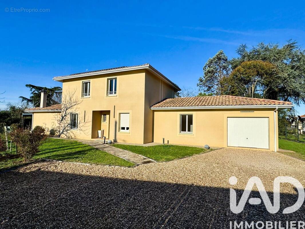 Photo 1 - Maison à SAINT-CAPRAIS-DE-BORDEAUX