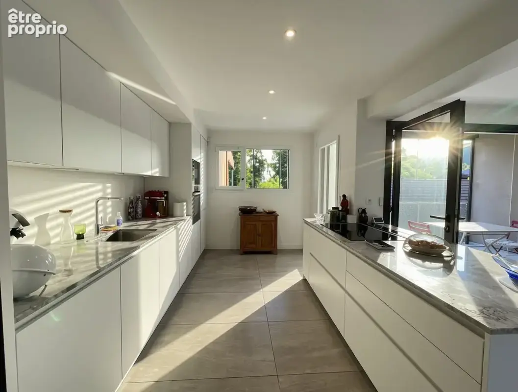 Maison 189 m² à Divonne-Les-Bains  - photo 6