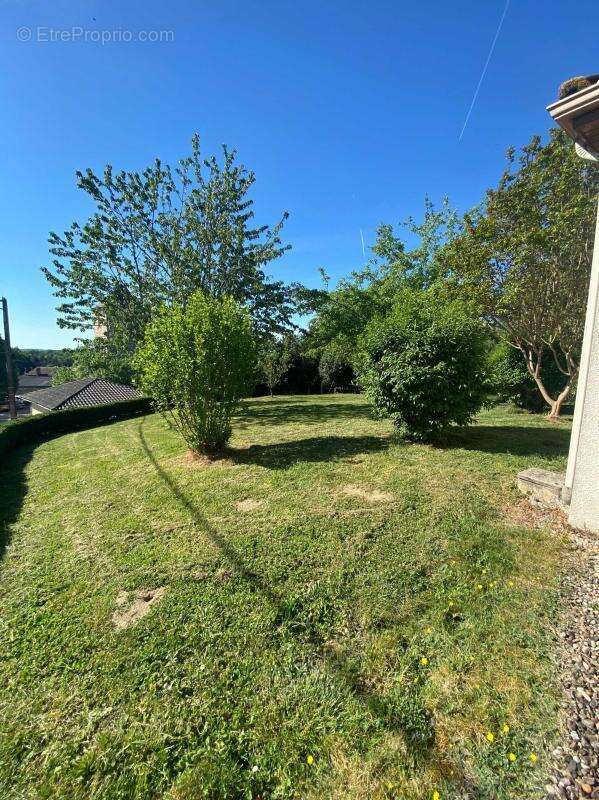 Maison 125 m² à Augignac  - photo 2