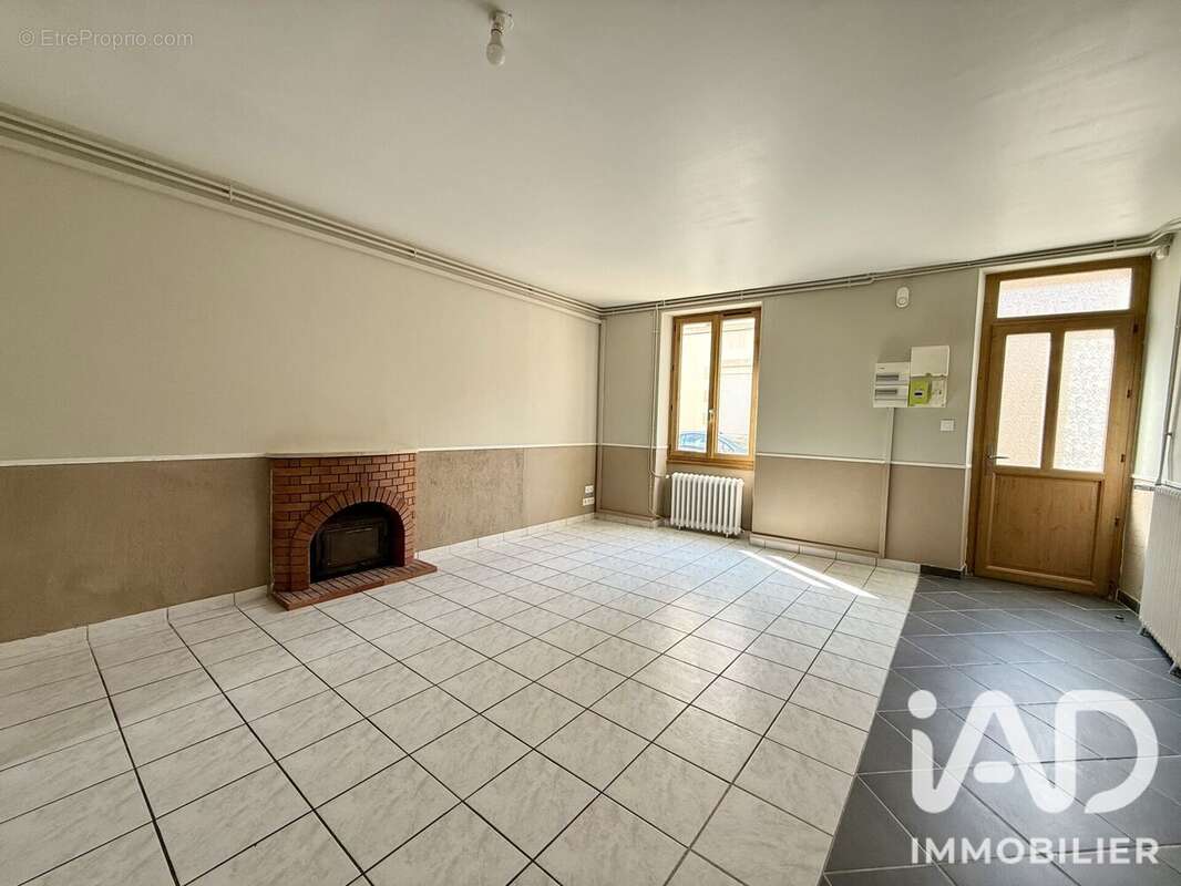 Maison 103 m² à Evaux-Les-Bains  - photo 3