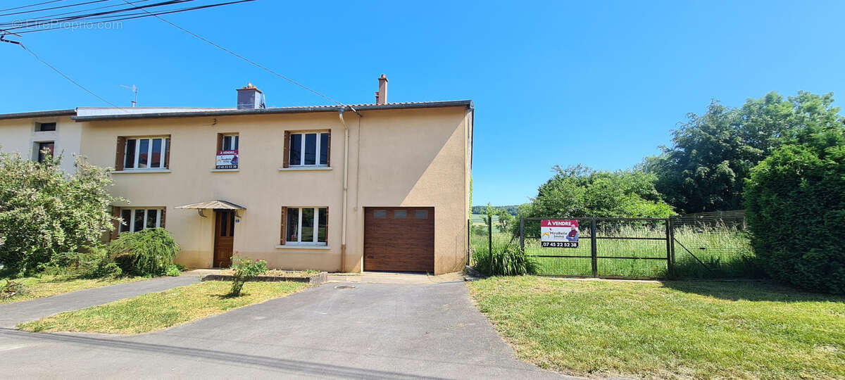 Maison à BETHELAINVILLE