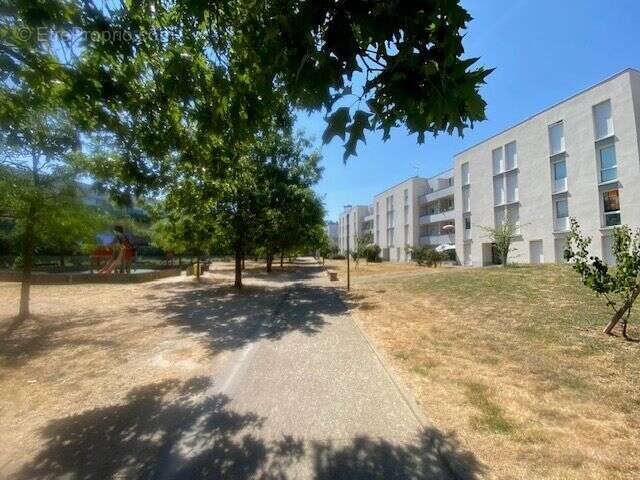 Appartement à LES ULIS