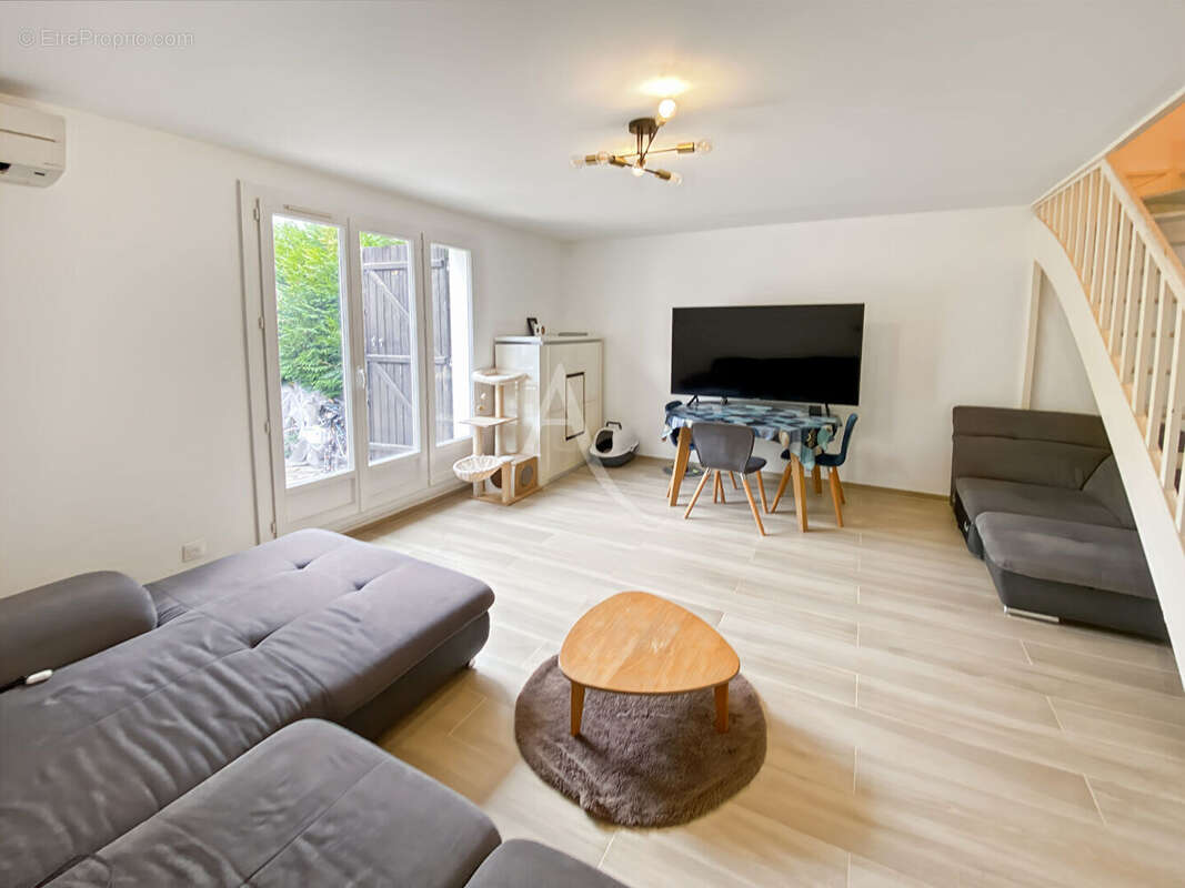 EXCLUSIVITE Maison Vauréal avec 3 chambres garage terrain. - photo 2