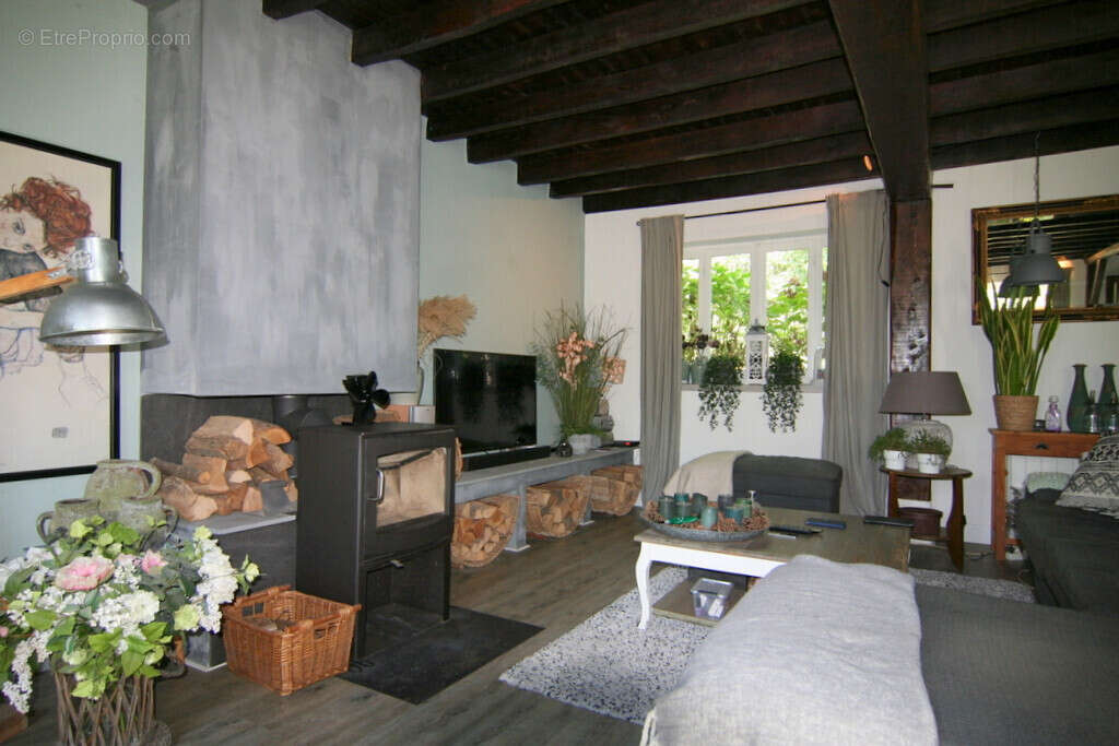 Maison à SAVIGNY-POIL-FOL