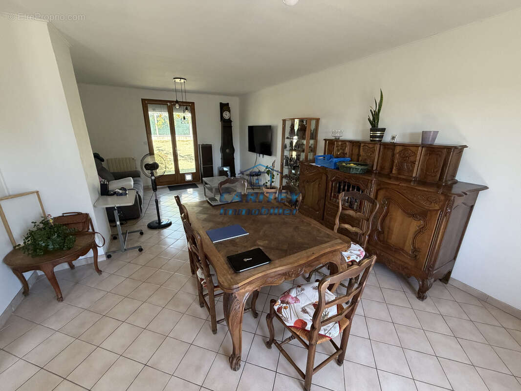 Maison à VY-LES-LURE