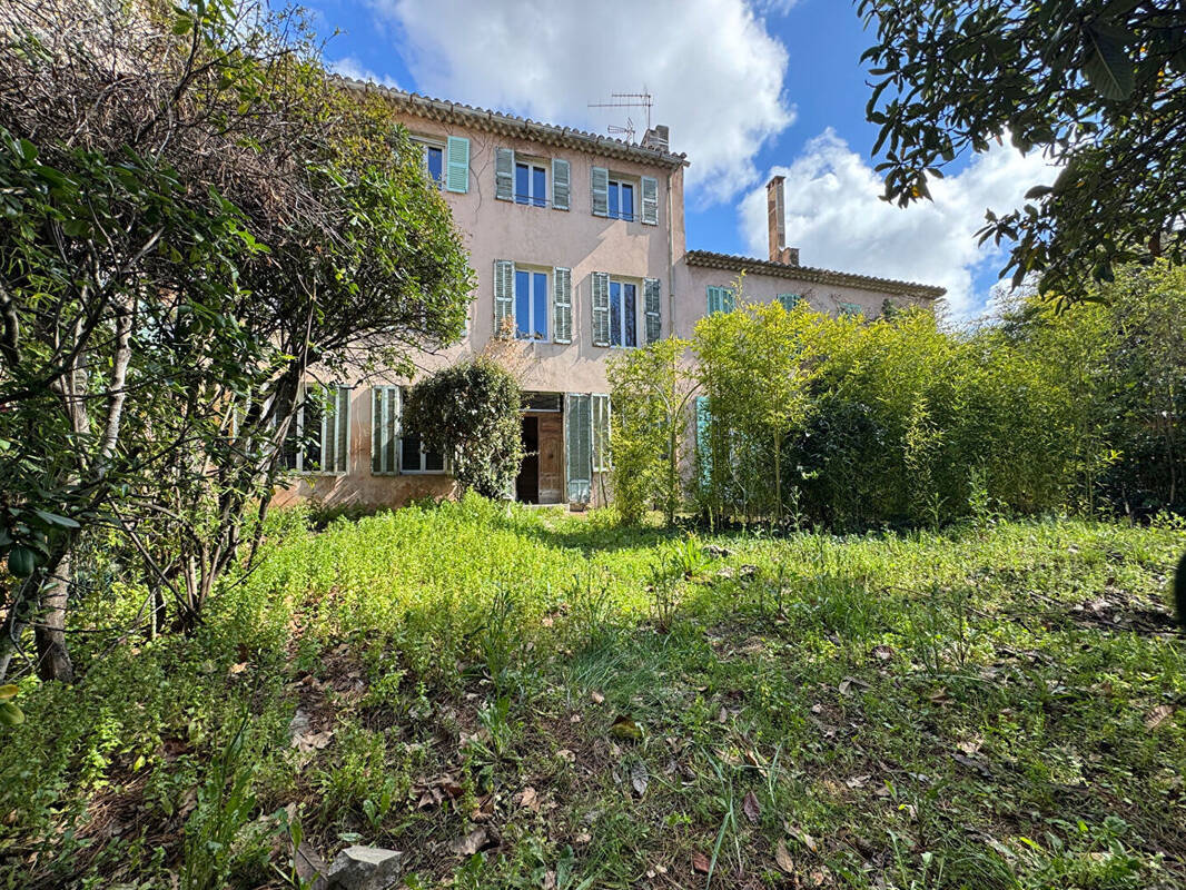 Autre à MARSEILLE-12E