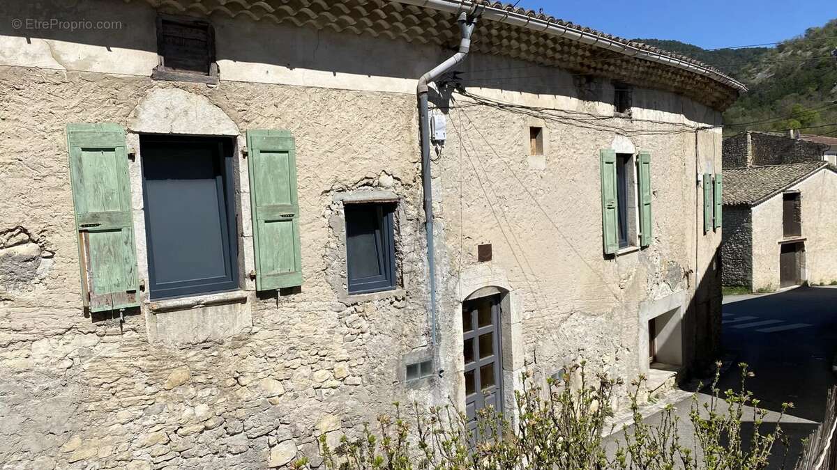 Appartement à SAINTE-CROIX