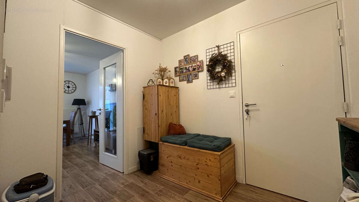 Appartement à JAUX