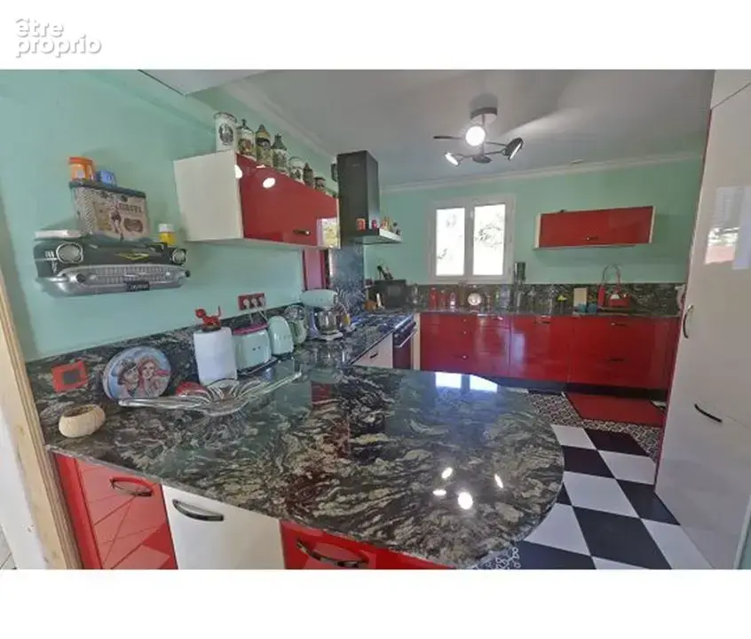 Maison 13 pièces 381 m² à vendre à Grezac (17120) - photo 5