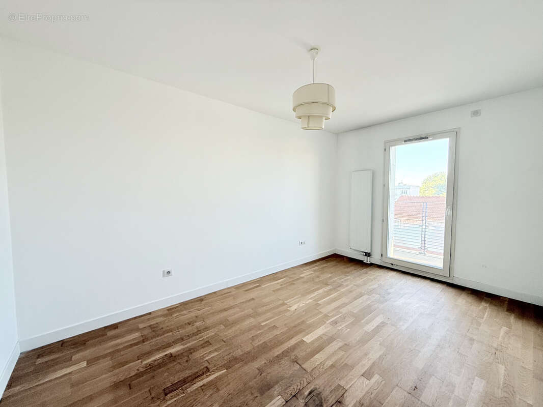 Appartement à MAISONS-ALFORT