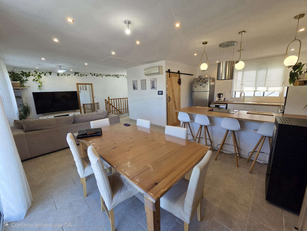 Maison à SAINT-ETIENNE