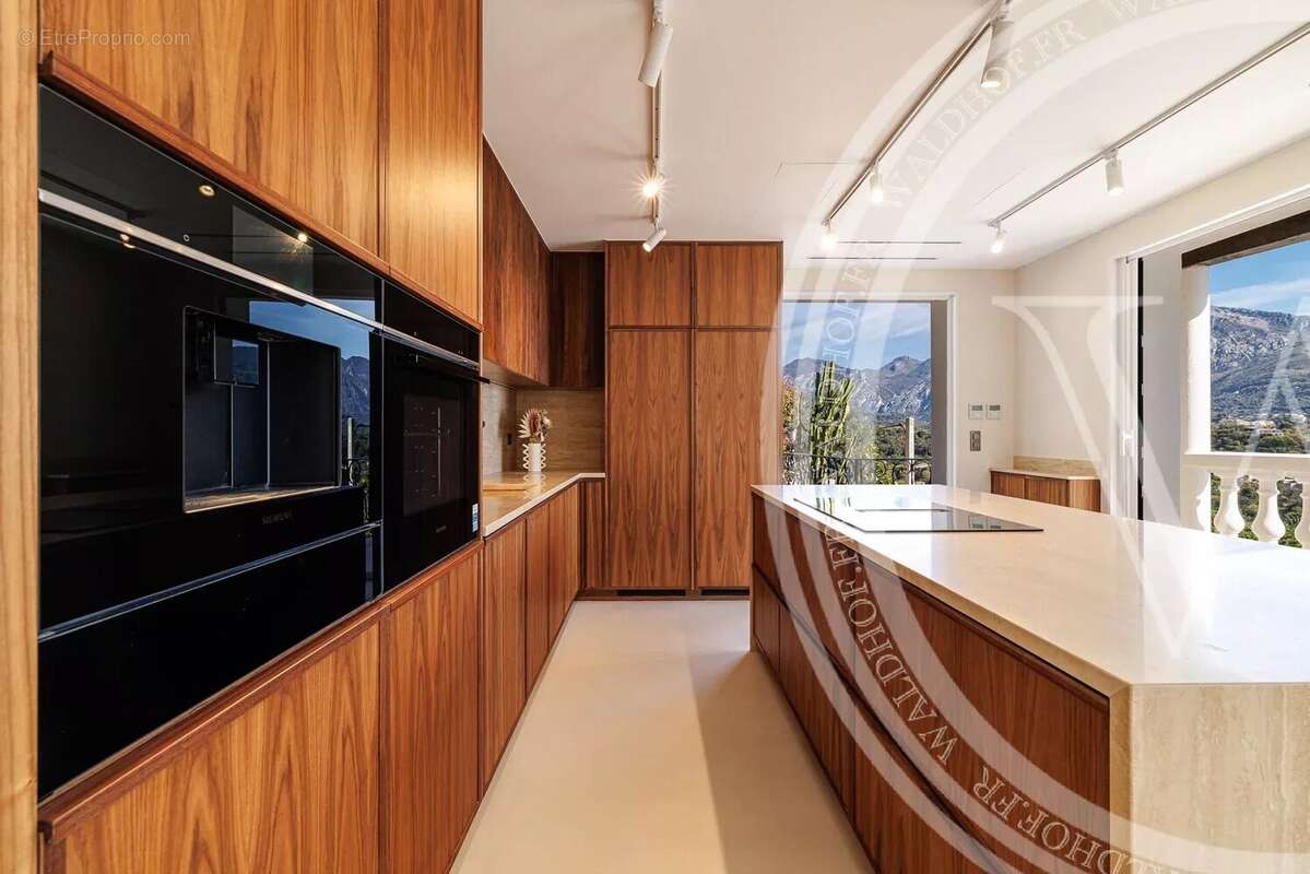 Maison à ROQUEBRUNE-CAP-MARTIN