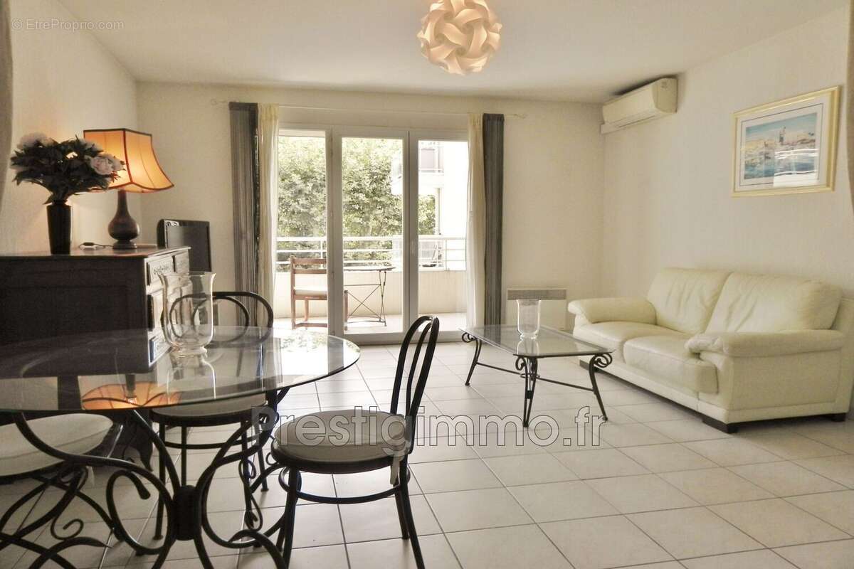 Appartement 70 m² à Mandelieu-La-Napoule  - photo 4