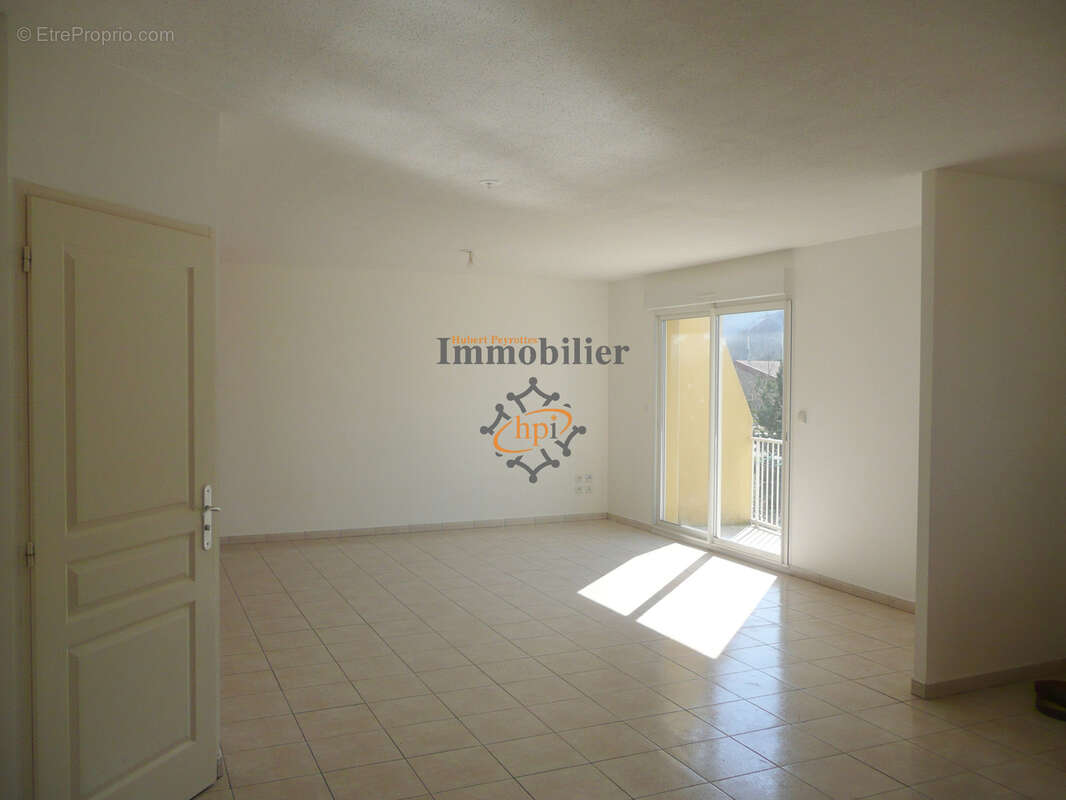 Appartement à SAINT-AFFRIQUE