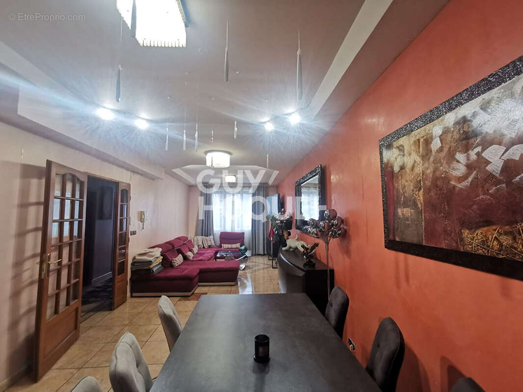 Maison à FONTENAY-SOUS-BOIS