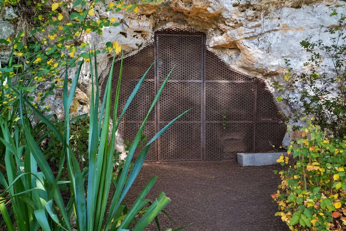 Maison périgourdine avec vue spectaculaire et grotte classée - photo 13