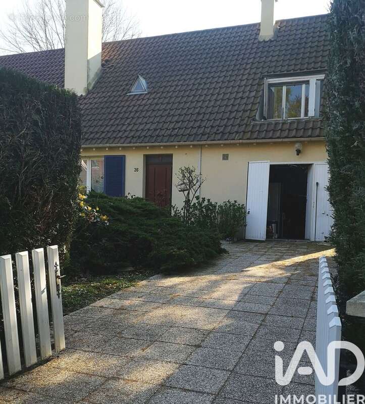Photo 2 - Maison à SAINT-FARGEAU-PONTHIERRY