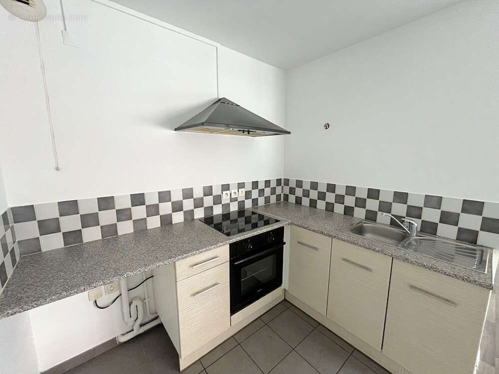 Tourcoing blanc seau appartement t2 avec stationnement - photo 7