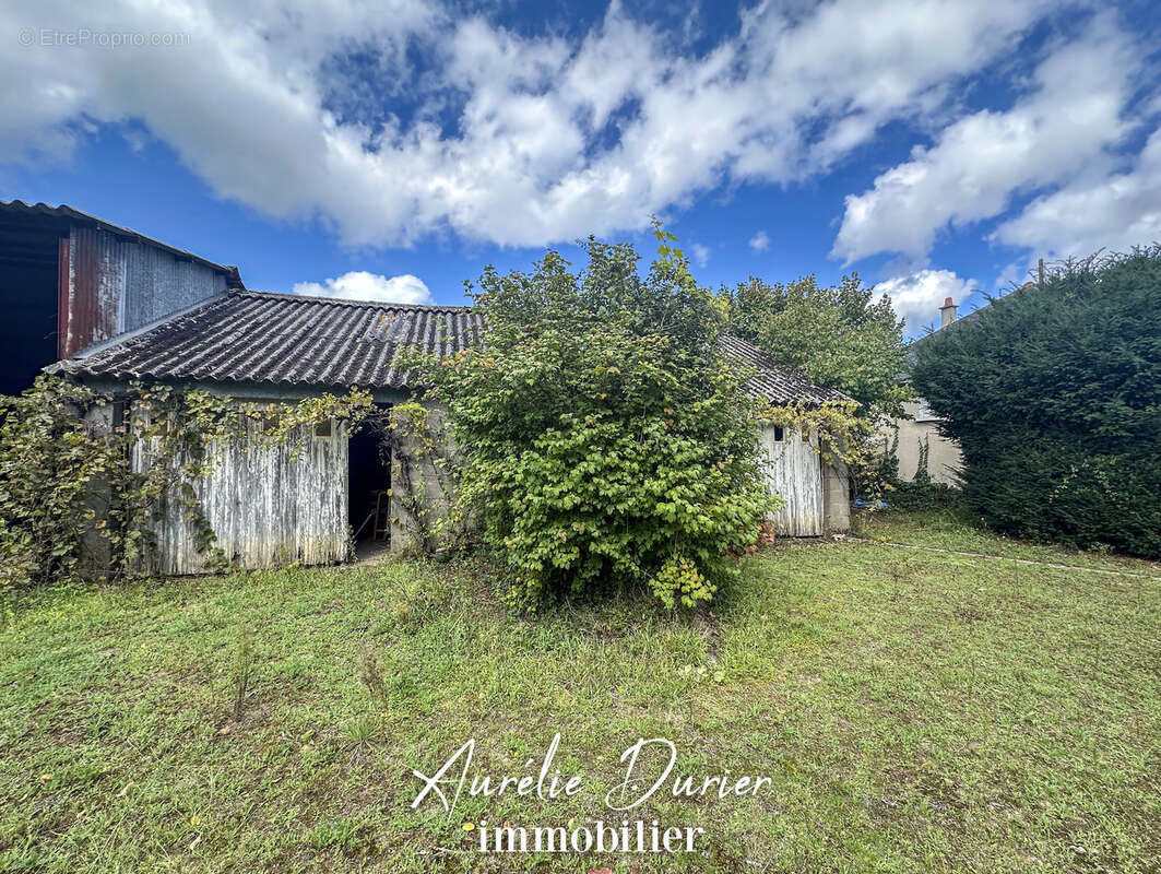 Maison à LA MEMBROLLE-SUR-CHOISILLE