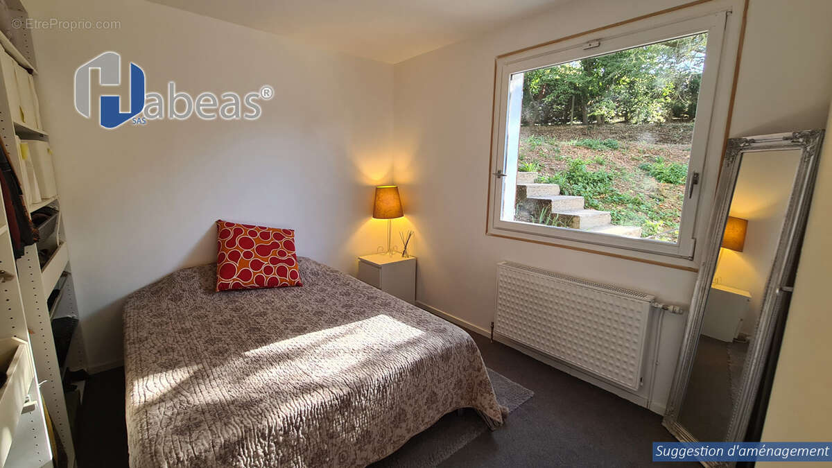 À 45 min de Lyon – Maison d’architecte unique de 330m², 6 chambres, avec piscine 10x5 au cœur de 5 800 m² de parc arboré - photo 26