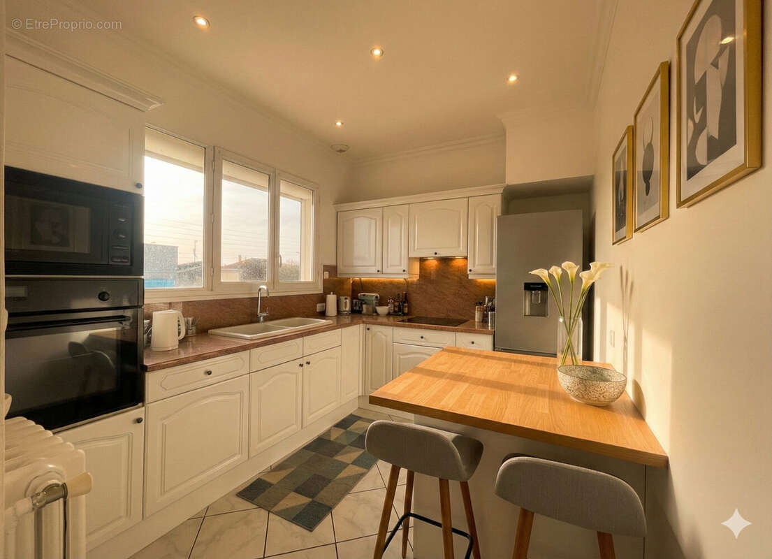 Cuisine R1 - Maison à DECINES-CHARPIEU