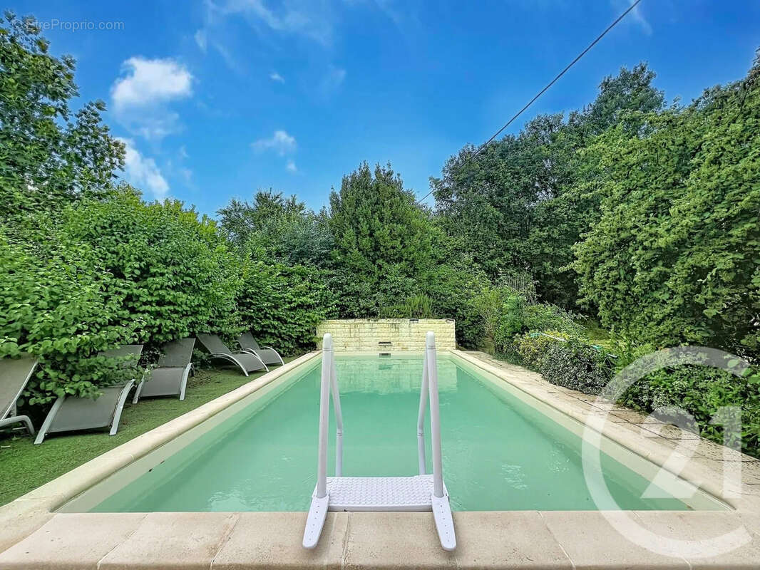 Maison 146 m² à Miramont-D'astarac  - photo 5