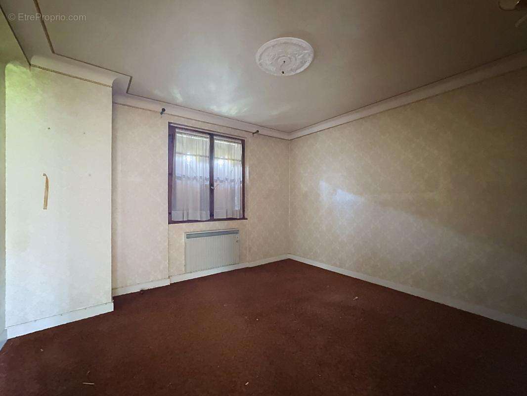 Maison 112 m² à Saint-Pierre-En-Faucigny  - photo 6