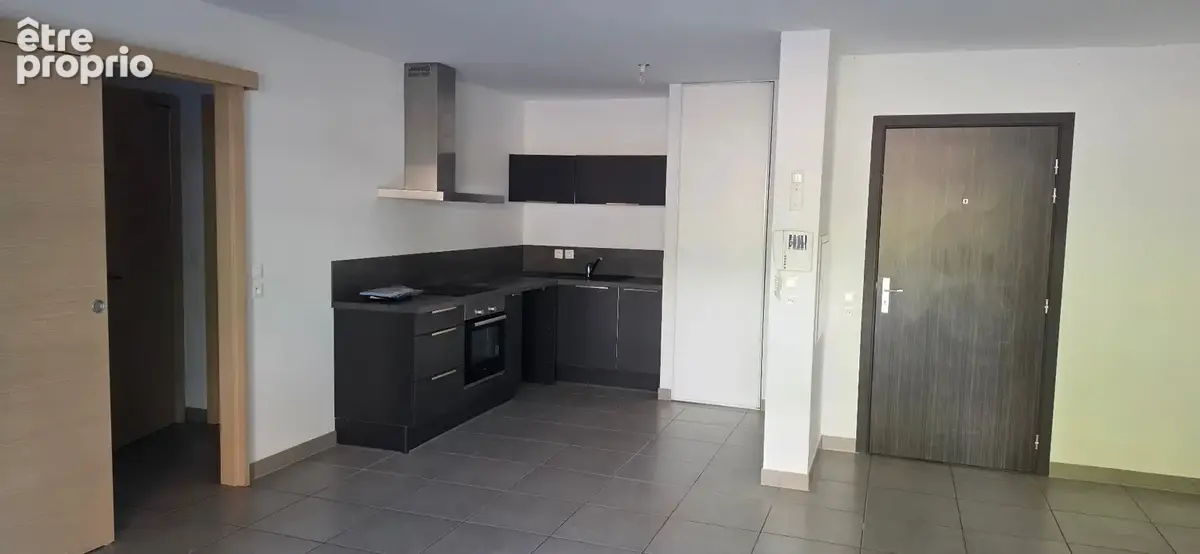 Appartement à vendre 3 pièces de 66,60m² , proche hôpital - BASTIA (20) - photo 3