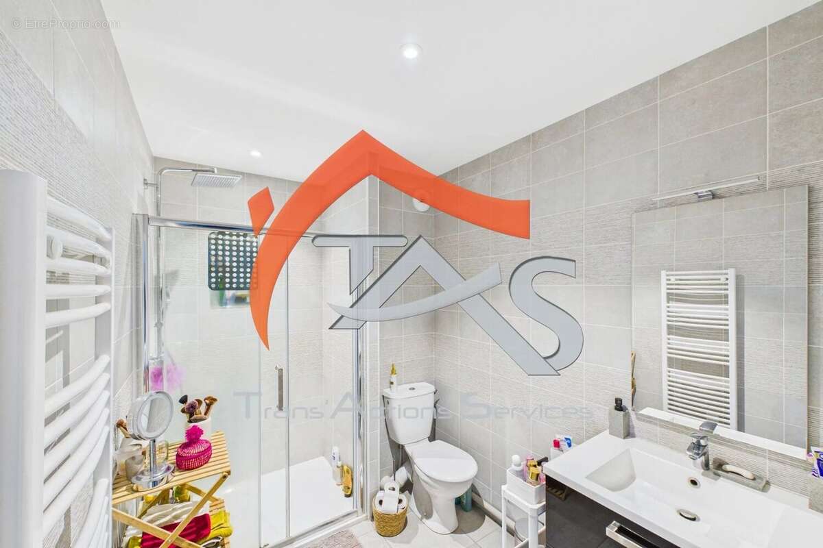 Appartement à LA TALAUDIERE