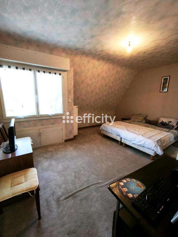Maison 7 pièces 144 m² à vendre à Vilde-Guingalan (22980) - photo 7