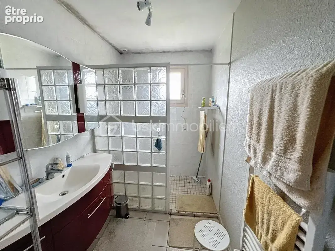 Maison au Centre d'Aubigné - Opportunité d'Investissement Exceptionnelle - photo 7