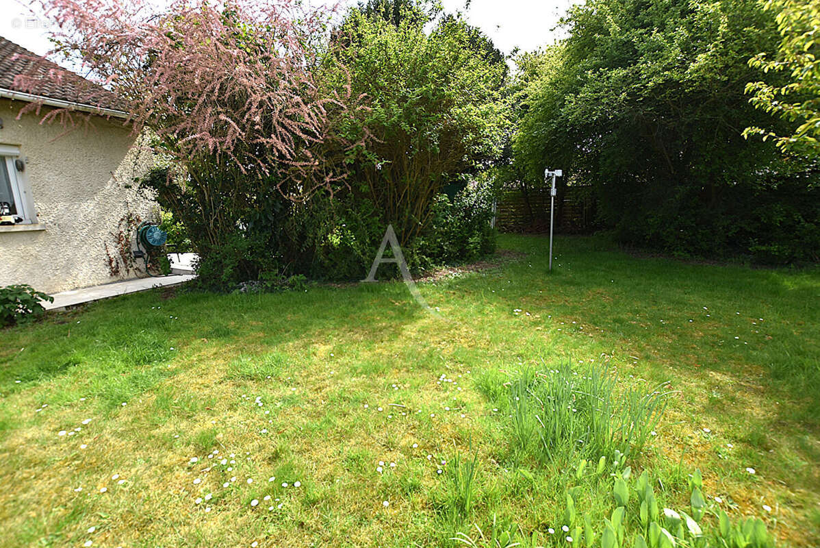 Maison à COMBS-LA-VILLE