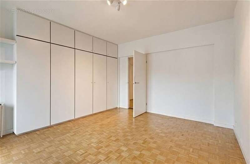 Appartement à NANTERRE