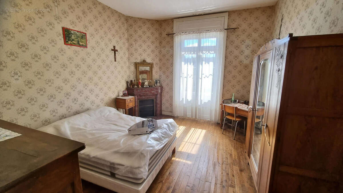 20230419_161343 - Maison à BUSSEROLLES