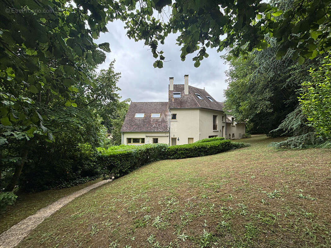 Maison à PONTOISE