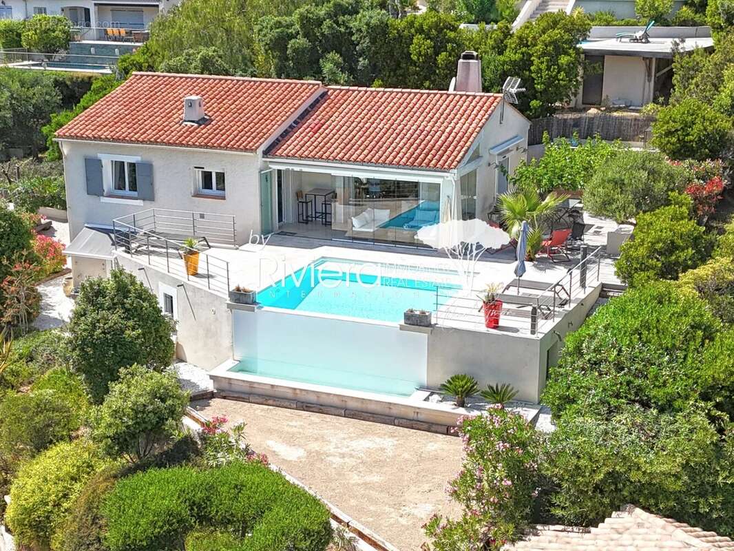 Maison à CAVALAIRE-SUR-MER
