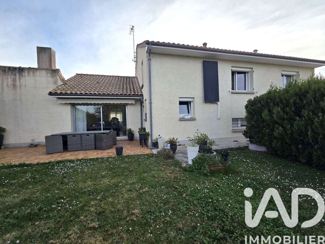 Photo 3 - Maison à CHATELLERAULT