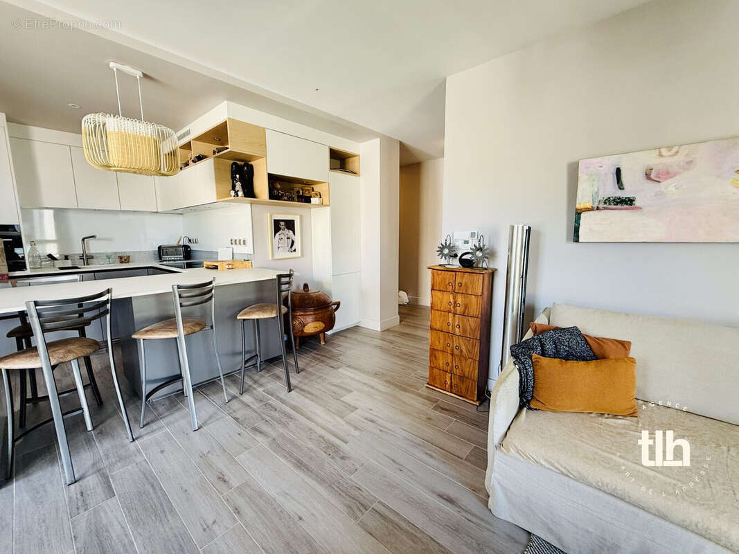 Appartement à LATTES