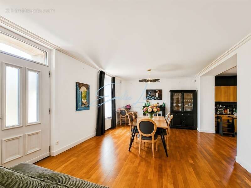Melgven – Propriété de caractère de 197 m² avec dépendances en pierre sur plus de 8 600 m² de terrain - photo 2